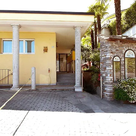 Lejlighed Residenza Moro By Interhome